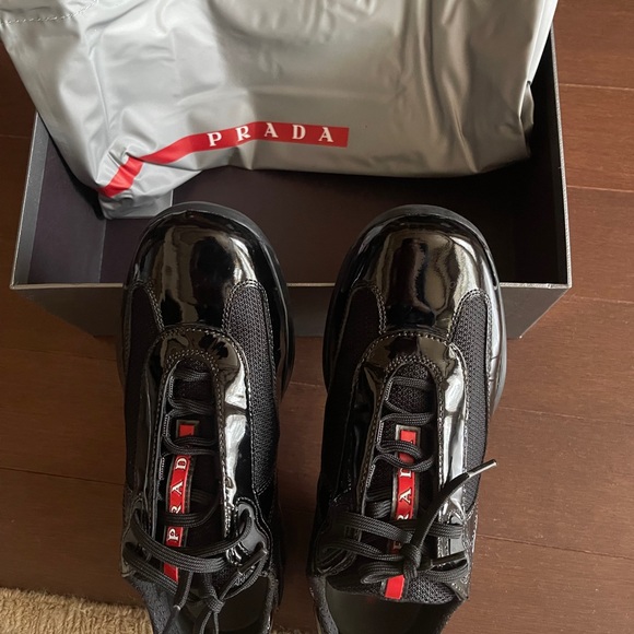 Prada Milano - Picture 6 of 11